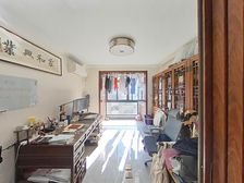 超大落地窗+采光非常量+婚房装修可以拎包入住+超值一口佳房源