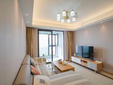 市区地铁口,高层俯瞰全景,精装修拎包即住,有地暖,