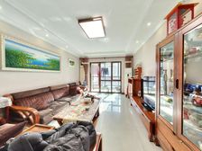 新上 急售 富力丹麦小镇137.43平3房2卫 室内保持的好