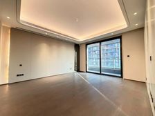 小区専家力推,多套高性价价房在售,这套可谈空间大,从来没住过