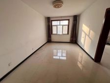 蓝湖郡 81平2居 南向中装修 中间楼层着急出售