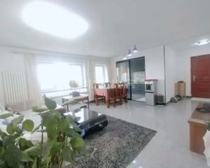 南北通透,三居室,小区绿化高,人车分流