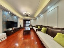 中建南湖壹号 3室2厅 124.2平