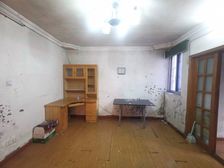 育秀3房 一楼带大院子,小区位置好,房东诚心出售,看房有钥匙