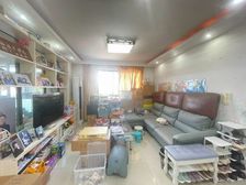 新华医院地铁口 上院电梯4楼东边套 南北通3房 采光前无遮挡