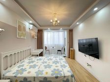 必看!内环内,全新精装修,中间楼层,满五,进,财 !