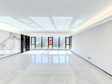 送车库 新市府 华润精装宽厅洋房 正对主景观全天采光 好楼层