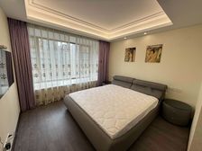 银河丽湾 交通便利 南北通透 高楼层采光充足 临地铁 带电梯