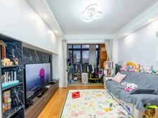 钥匙在手随时看 不看广告看现房,谈过三轮,低价已拿到