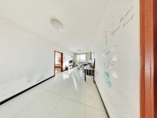 兰景园电梯房 采光好 1室1厅 61.71平