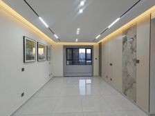 人民路太和新都会 一梯两户业主精装三室可做婚房通体阳台送储间