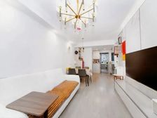 平吉二村莲花新城婚房2室 采光充足南北中间楼层