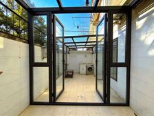 原始三房!一楼带花园,边套全明客厅有窗户,业主诚意出售