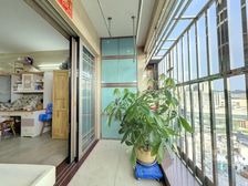 3室2厅 白云高尔夫花园(荷塘月色)