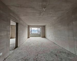 清盘 !省医院现房 纯洋房社区三居室东俪府毛坯 随意装修