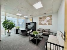 解放碑环球高区精装一千平丨电梯口大户型拎包入住丨业主直租特价