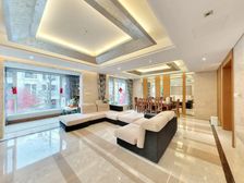 海信天悦 4室2厅 200.02平