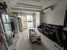 这个小区的5楼带阁楼 你没见过吧 就这一套 3房 4房任你该