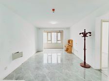 近医院 朝南 满五 装修好 临地铁 出行方便