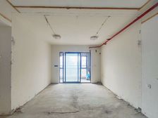 照母山 商圈中心 正规大4房 价格美丽 业主急售