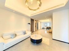 房东急出 价格可议 精装可拎包入住 次新房 商圈成熟