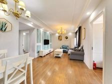 海杨公寓新家具环保装修采光好停车位免费