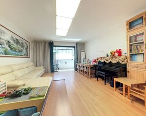 钟界沸0.5 胜古中路1号院 4室2厅 149.05平