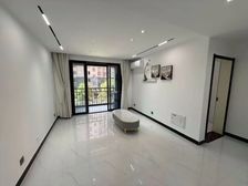 老城次新小区 愉光苑 中间楼层采光好 精装修大两房 诚心出