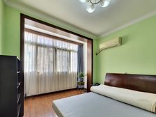 内环内靠江边+中间楼层+小区环境干净清爽+看房方便