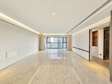 天津·瑞府 四室三卫 南北通透 精装修 私产满2年 中间楼层