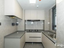 现房 龙湖华盛天曜 联系看房 有家电赠送 先到先得