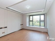 地铁口 市府旁 国色风华 六恒豪装天花板 新北豪宅上流社会