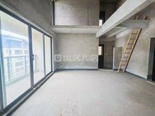 新上 53万带拉菲公馆B区 跃层清水 房东急置换 诚心出售