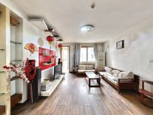 新出 莱茵春天 3楼3楼 近东门 精装南北三室单价低随时看