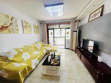 逸皓华庭,地铁口300米,装修2房,超低价出售