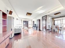 建ping地杰?品质有保障?自带人工活水湖?电梯高区