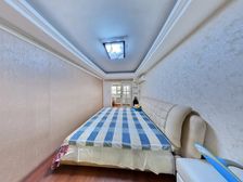 友谊花园 两室带电梯 精装修 私产满5年 诚意出售 看房方便