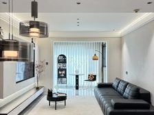 新上,北外滩边上,南北通透,电梯两房