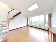 香梅花园,赠送露台。带复式多一房,是正四房 ,高区视野好,