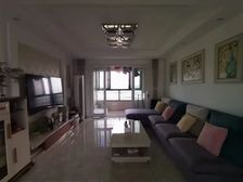 新城旭辉府 3室2厅2卫 精装修 233万元