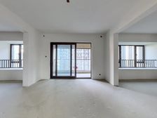 江汉华发中城荟中央首府小高层 4室2厅 电梯中层急转 价可谈