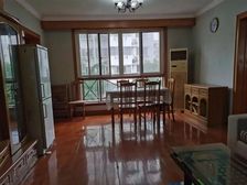 急下70W 内环内 嘉善路地铁站 电梯两房 交通便捷 有钥匙