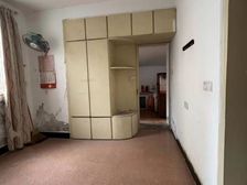 底楼带大天井,双南双天井使用面积大新海镇中心的房子