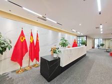 江北嘴写字楼 电梯口看江超 大前台 11个隔间 大厅80工位