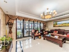 九龙仓国宾1号 4室2厅 精装修