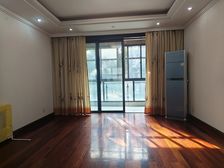 常熟老街龙门村精装三居 南向低层满二住宅80万