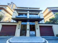 北站龙光别墅!急卖! 精装修!带大花园 带地下车位!价格可谈