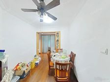 真西新苑 2室1厅1卫 精装修 276万元