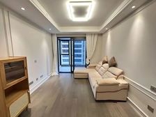 中心位置中间楼层面积虽小特别实用五脏俱全