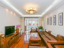 花园位置视野棒,品质小区,送18平小仓库,小区好停车